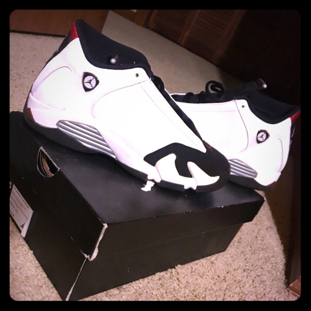 Youth size 6.5 like new Jordan 14’s